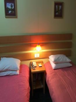 Home Inn Suzhoutrain Station North Square Суджоу Екстериор снимка